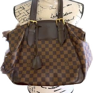 **SOLD***LOUIS VUITTON GM VERONA HANDBAG. In near perfect condition.